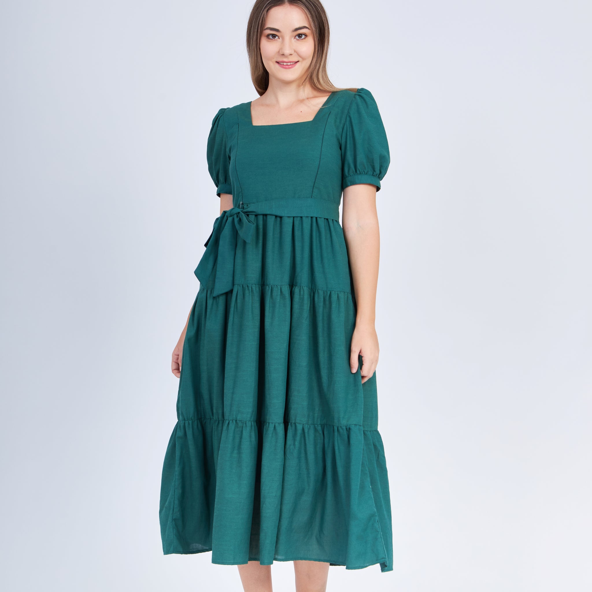 Versa Everywhere Dress with Nursing Zippers in Evergreen