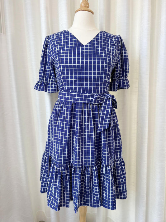E17: All day dress with nursing zippers in Blue Plaid, knee-length, relaxed fit, size XXL (Final Sale)