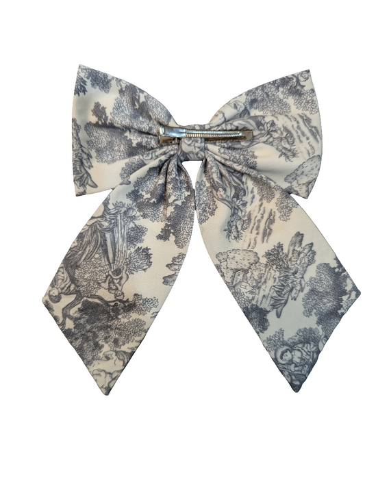 Pretty Women's Bows in Vintage Gray Toile